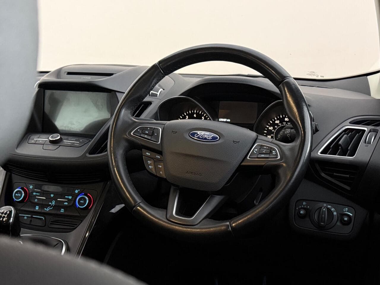Ford Kuga thumbnail Steering Wheel