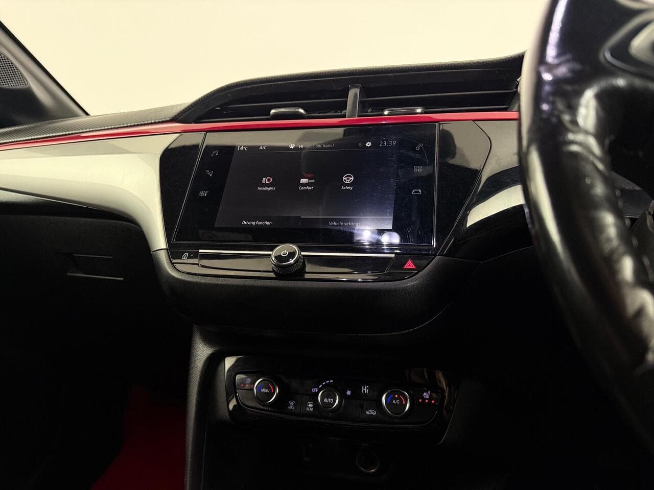 Vauxhall Corsa thumbnail Infotainment System