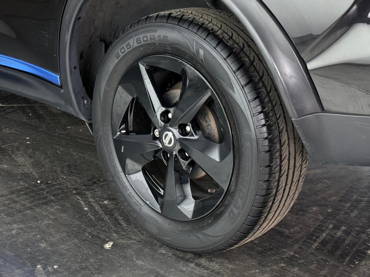 Nissan Juke thumbnail Wheel