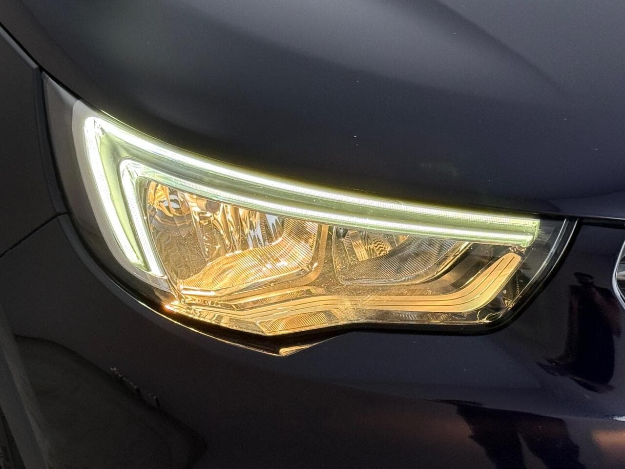 Vauxhall Grandland X thumbnail Lights Front