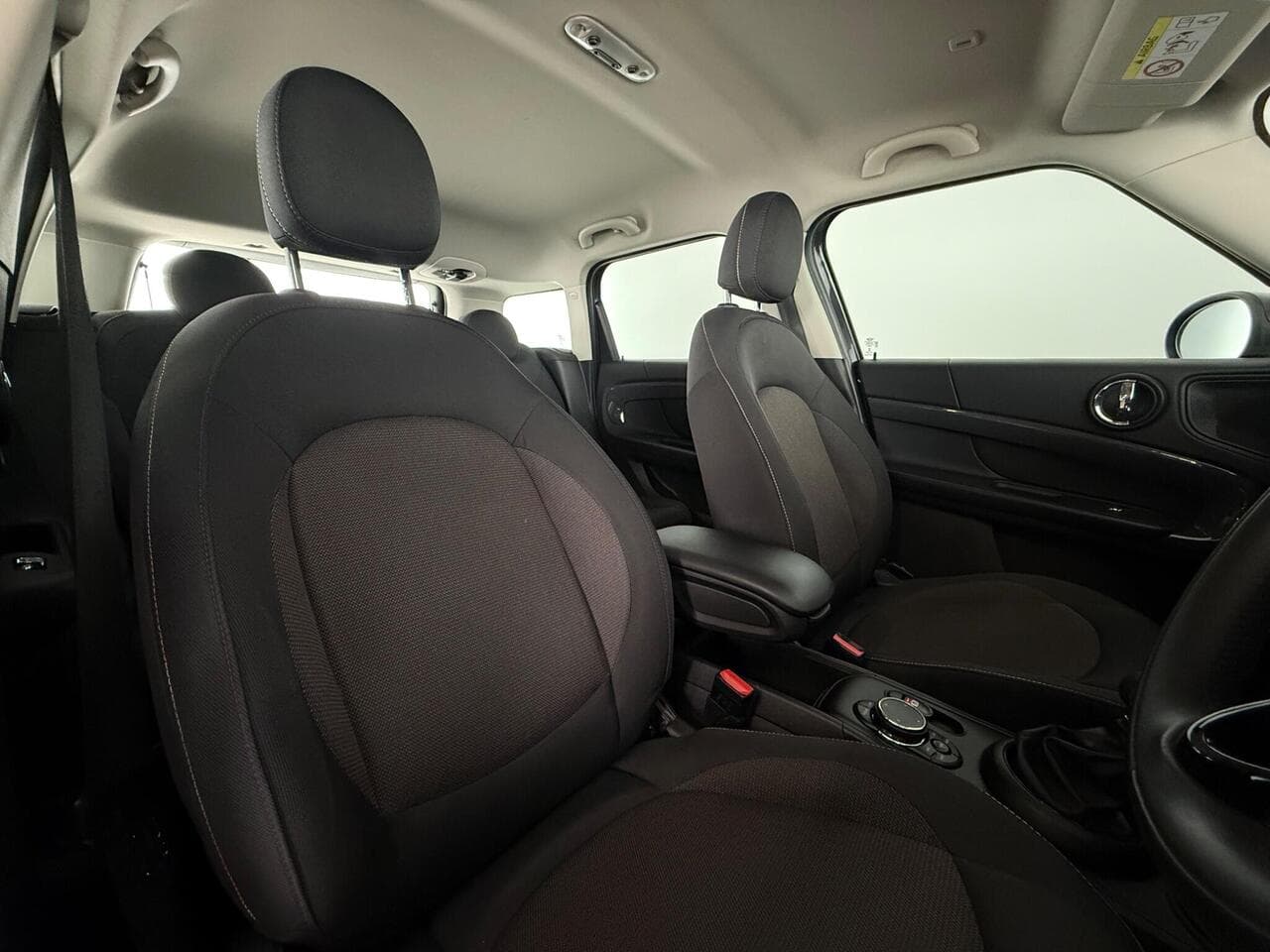 MINI Countryman thumbnail Seat Driver