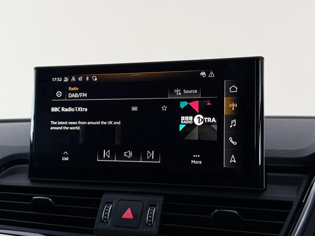 Audi Q5 thumbnail Infotainment System