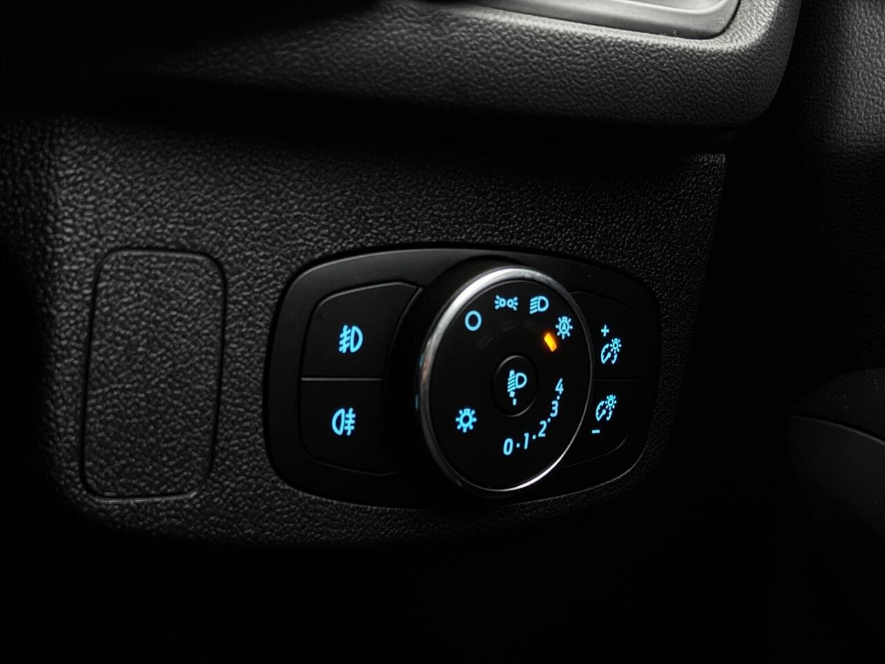 Ford Focus thumbnail Misc Controls
