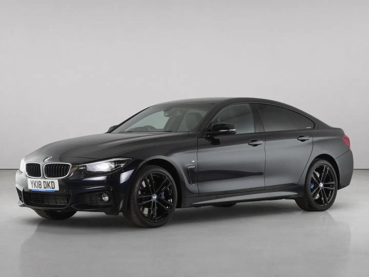 BMW 4 Series Gran Coupe thumbnail Front Left