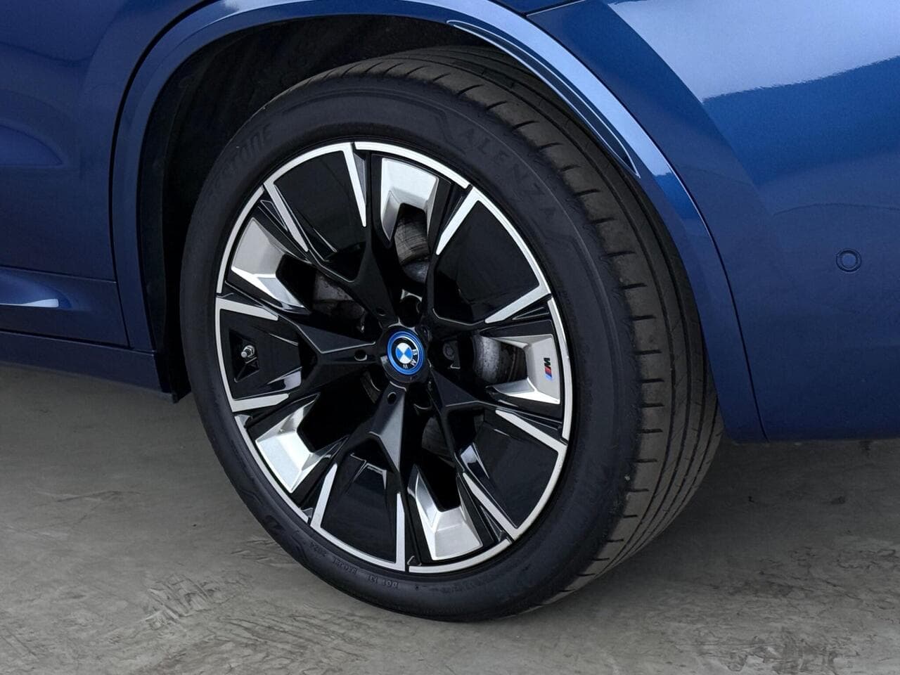 BMW iX3 thumbnail Wheel