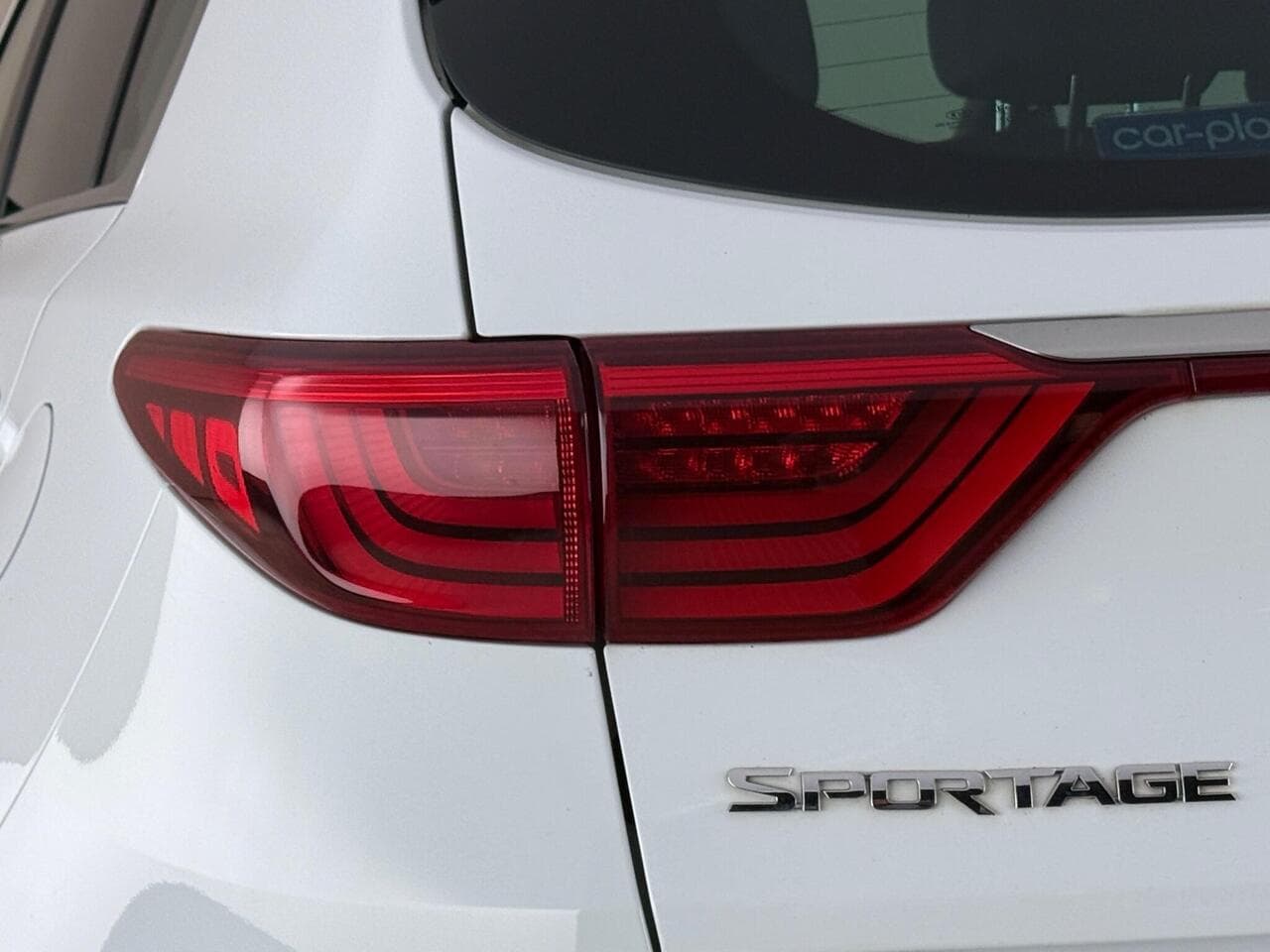 Kia Sportage thumbnail Lights Rear