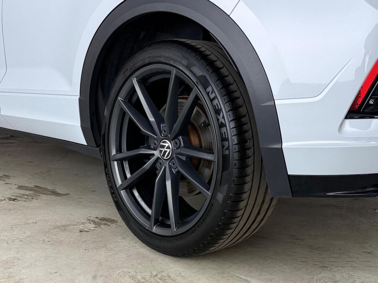 Volkswagen T-Roc thumbnail Wheel