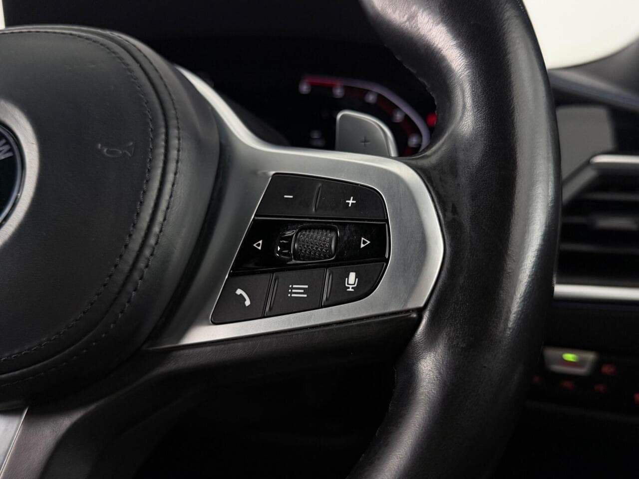 BMW 3 Series thumbnail Misc Controls