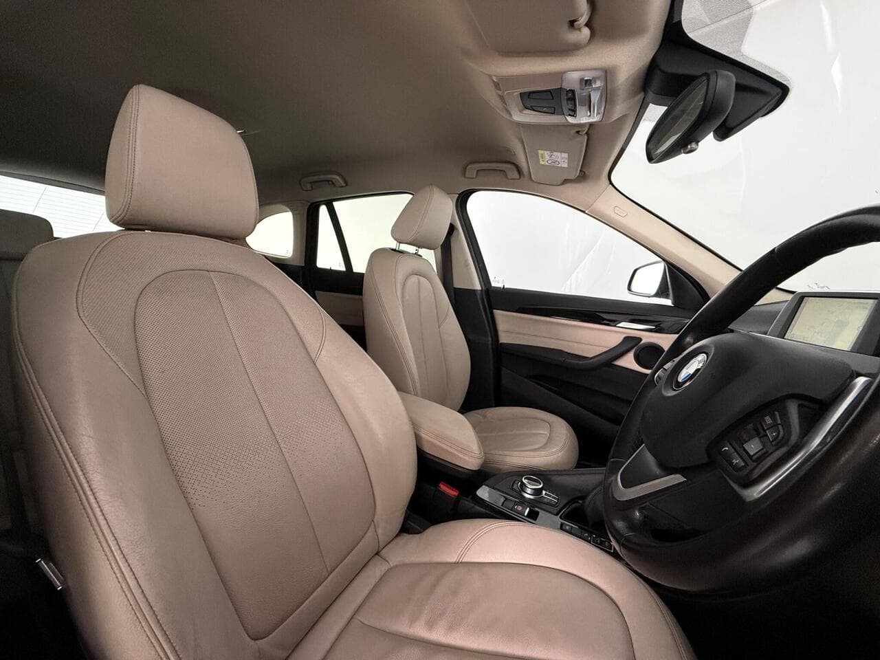 BMW X1 thumbnail Seat Driver