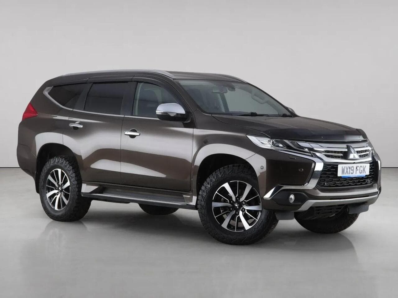 Mitsubishi Shogun Sport - Mitsubishi Shogun Sport 2.4D 4 SUV 5dr Diesel Auto 4WD Euro 6 (181 ps)