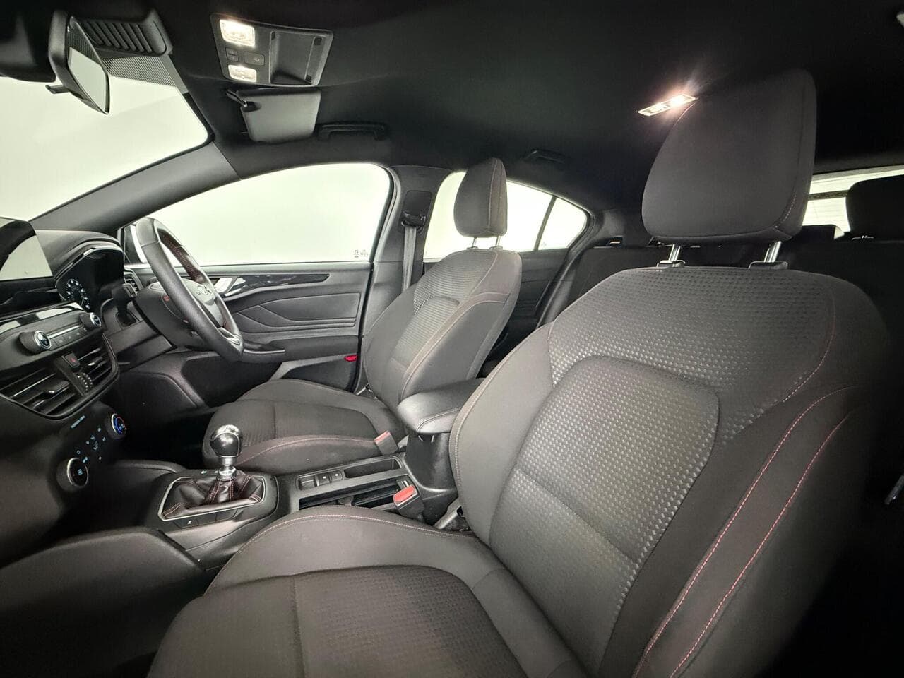 Ford Focus thumbnail Seat Front Passenger