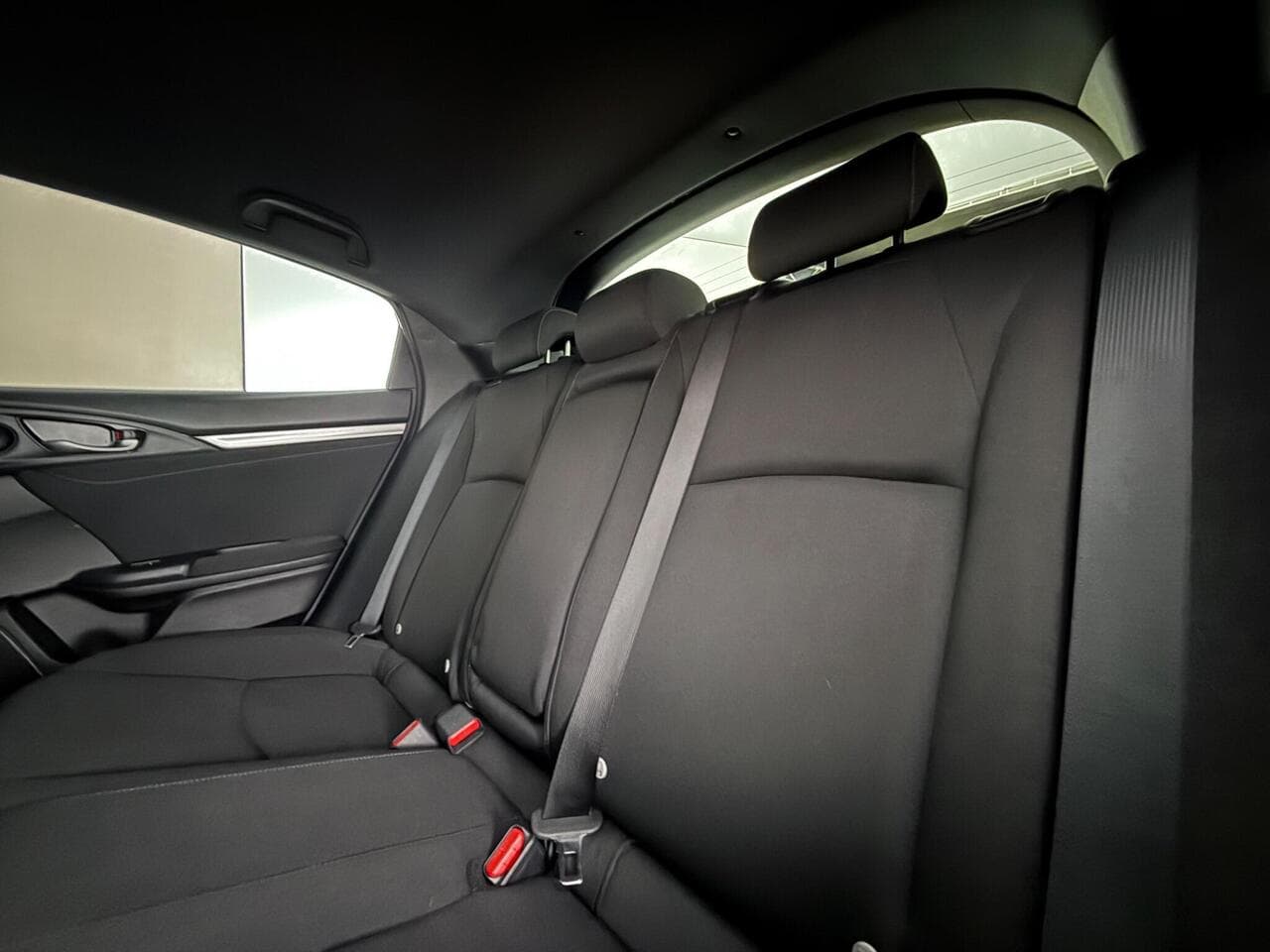 Honda Civic thumbnail Seats Rear