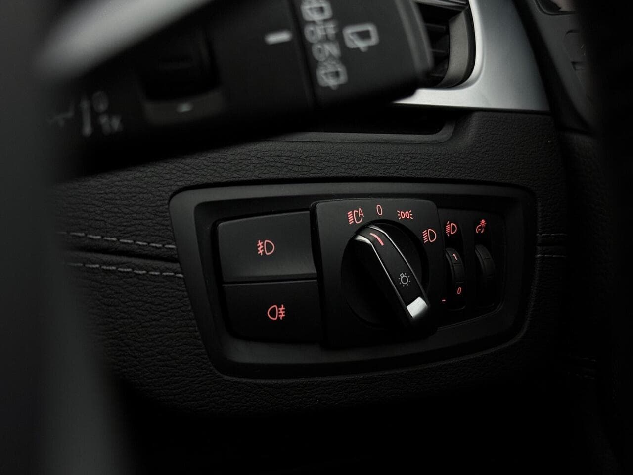 BMW X1 thumbnail Misc Controls
