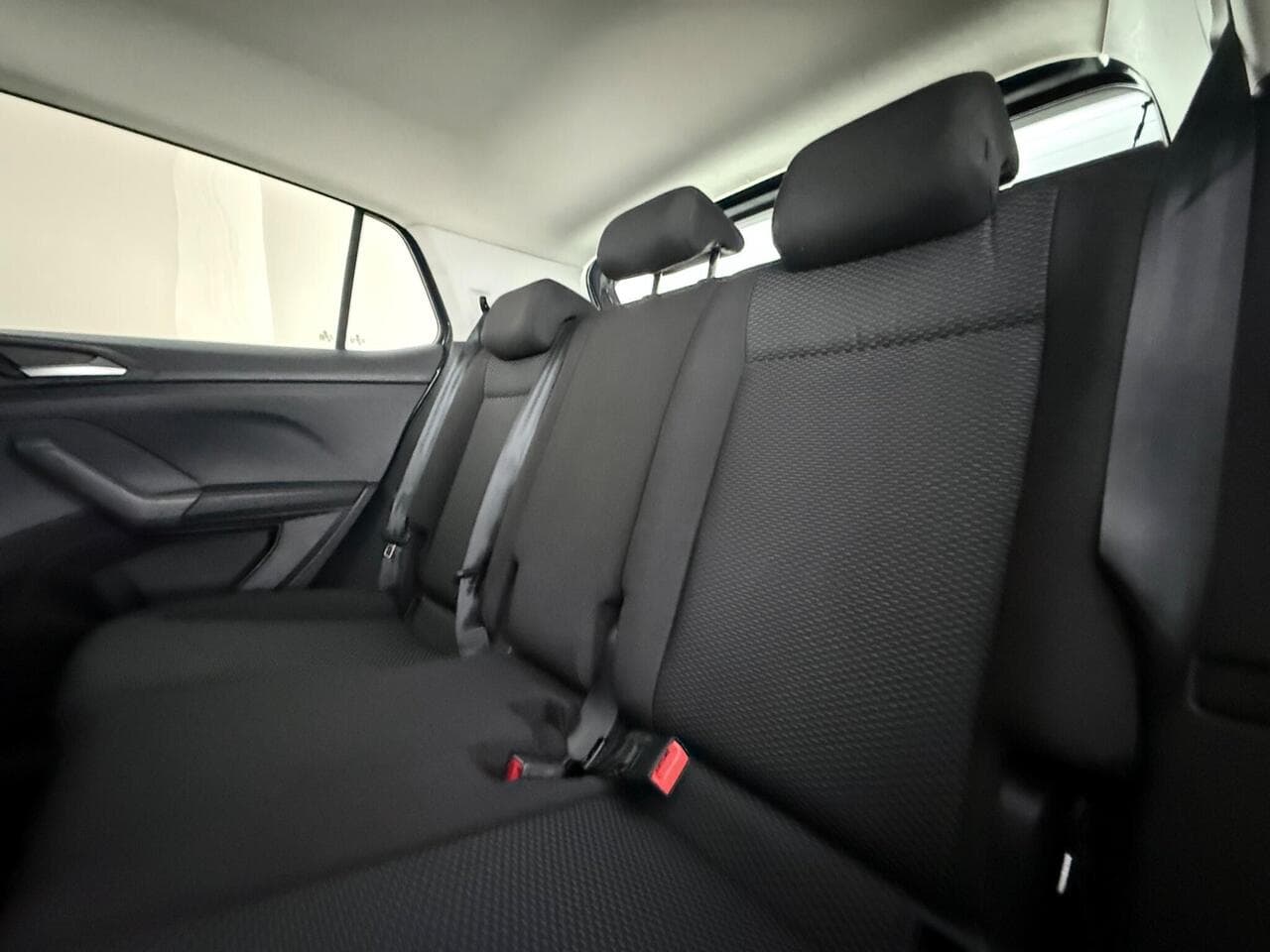 Volkswagen T-Cross thumbnail Seats Rear