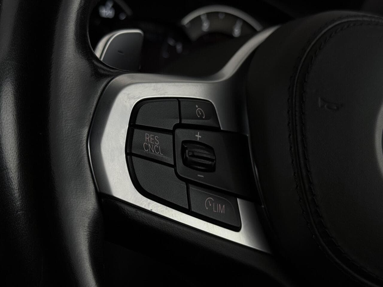 BMW X3 thumbnail Misc Controls