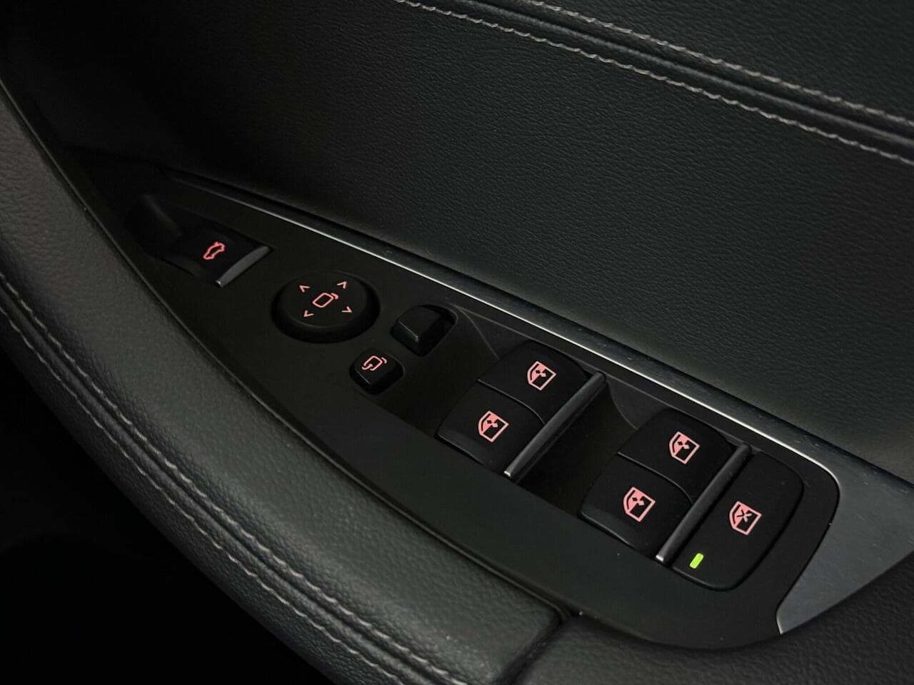 BMW X3 thumbnail Misc Controls