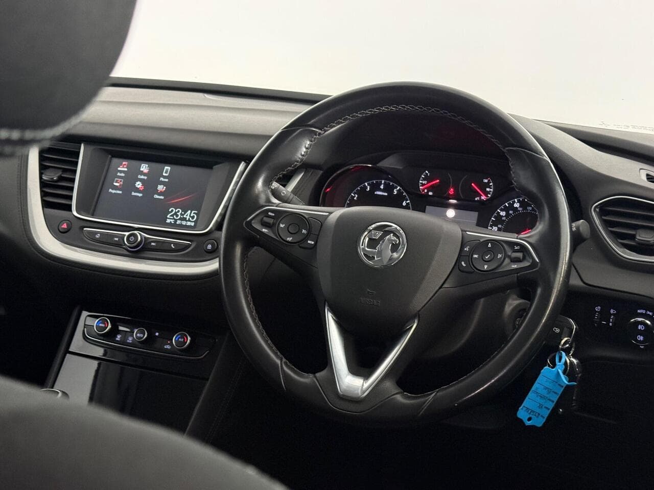 Vauxhall Grandland X thumbnail Steering Wheel