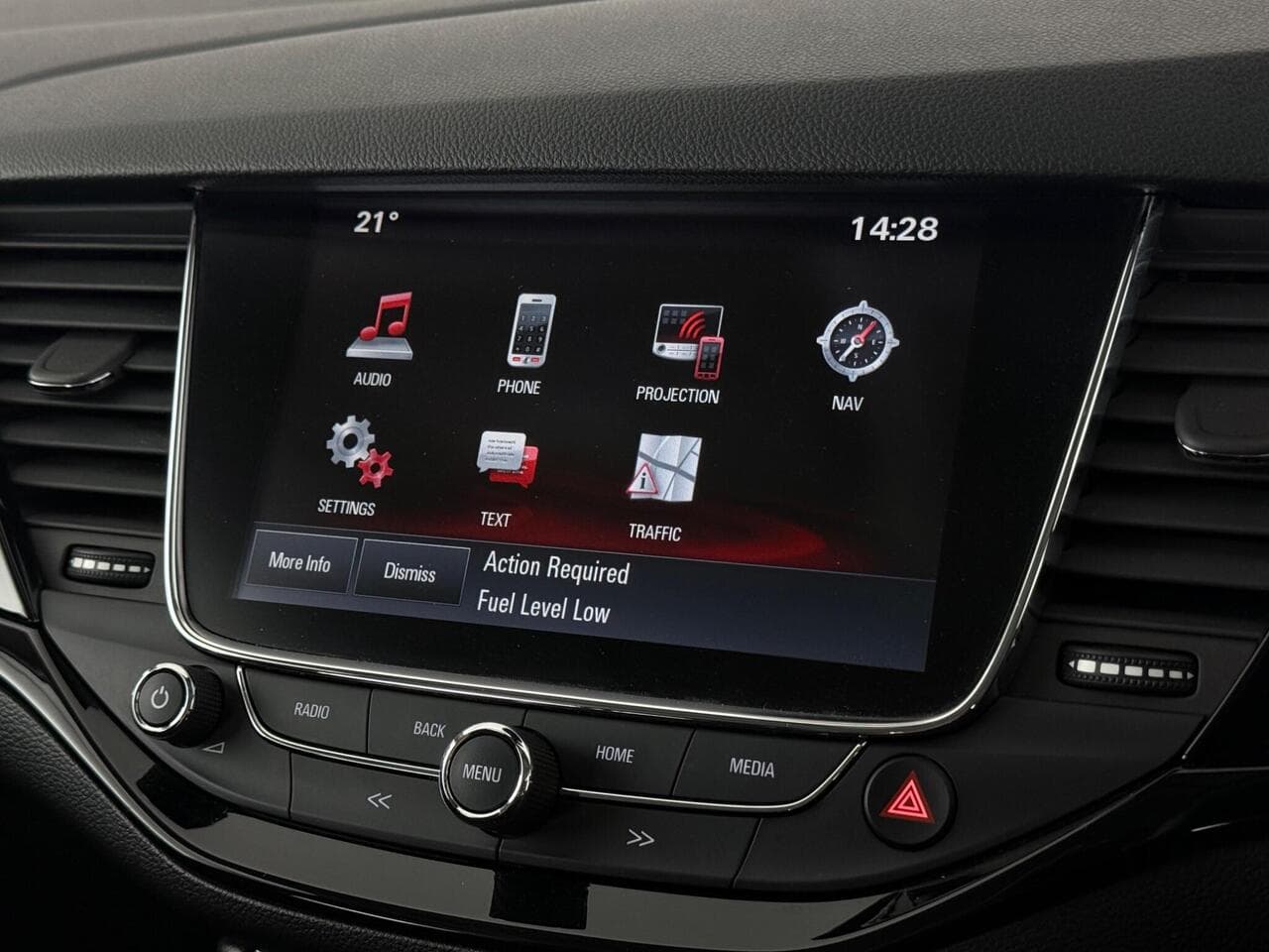 Vauxhall Astra thumbnail Infotainment System