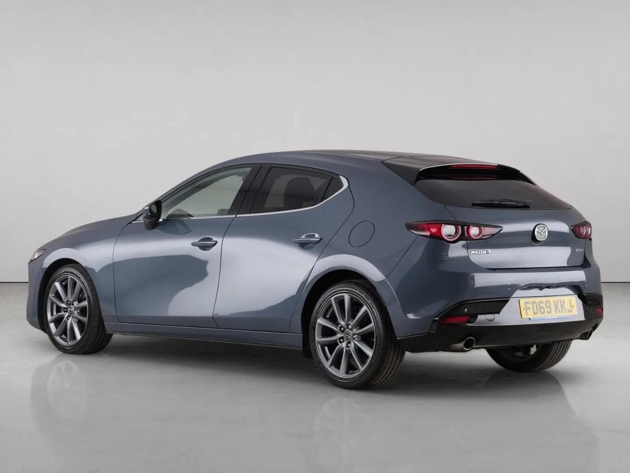 Mazda Mazda3 thumbnail Rear Left