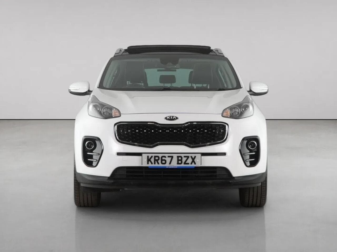 Kia Sportage thumbnail Front