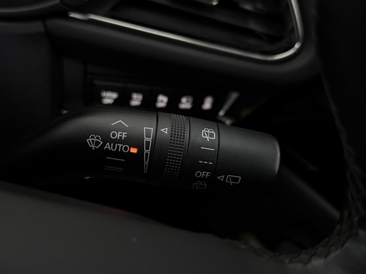 Mazda CX-30 thumbnail Misc Controls