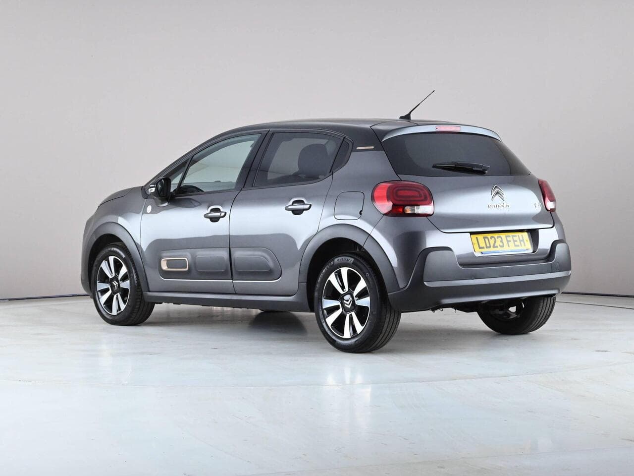 Citroen C3 thumbnail Rear Left