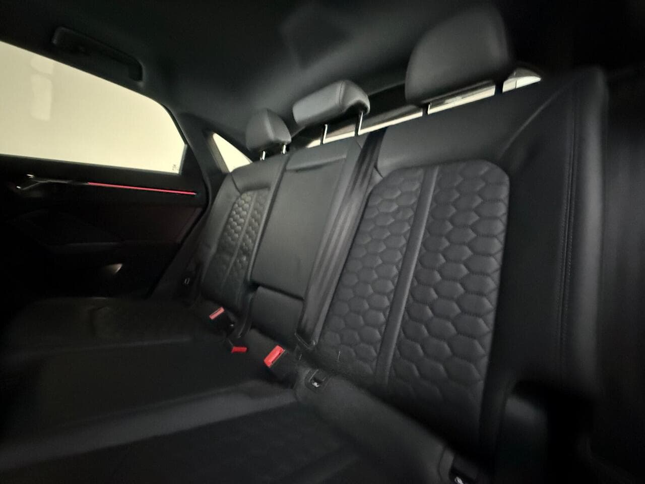 Audi RS Q3 thumbnail Seats Rear