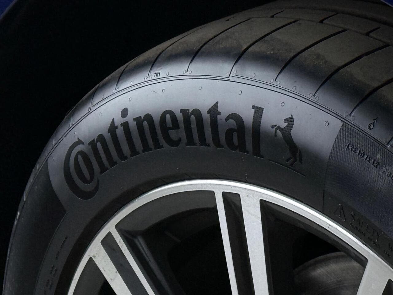 Audi Q8 thumbnail Tyre Tread