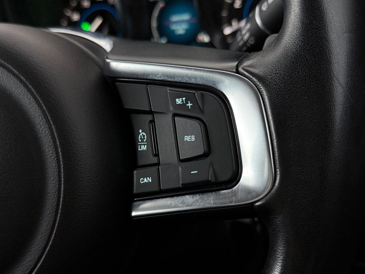 Jaguar XF thumbnail Misc Controls