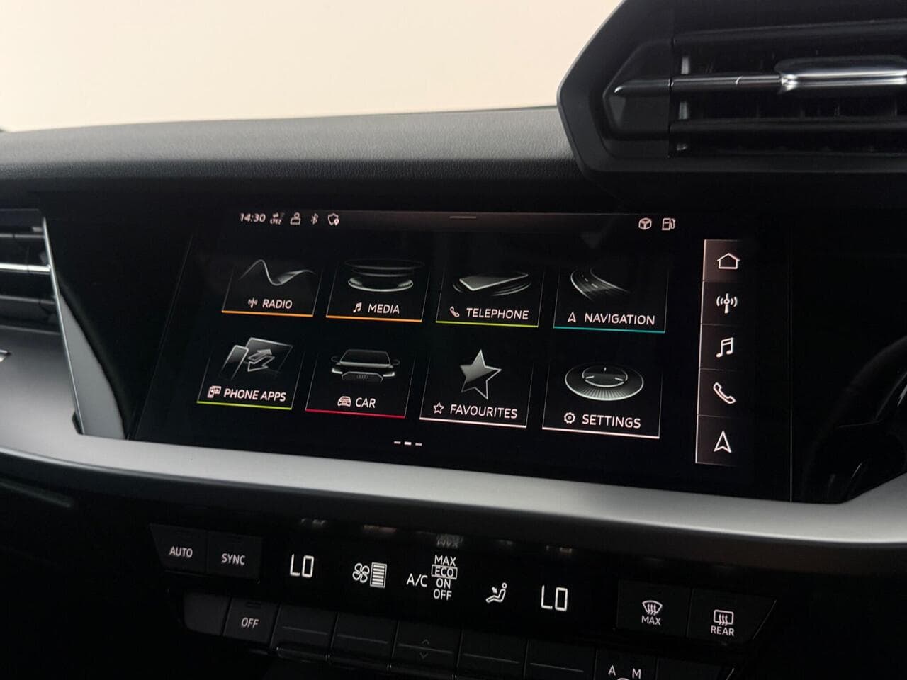 Audi A3 thumbnail Infotainment System