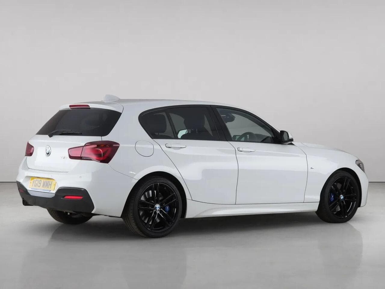 BMW 1 Series thumbnail Rear Right