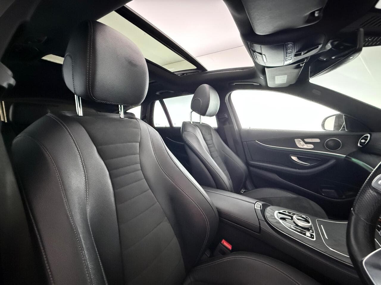 Mercedes-Benz E Class thumbnail Seat Driver