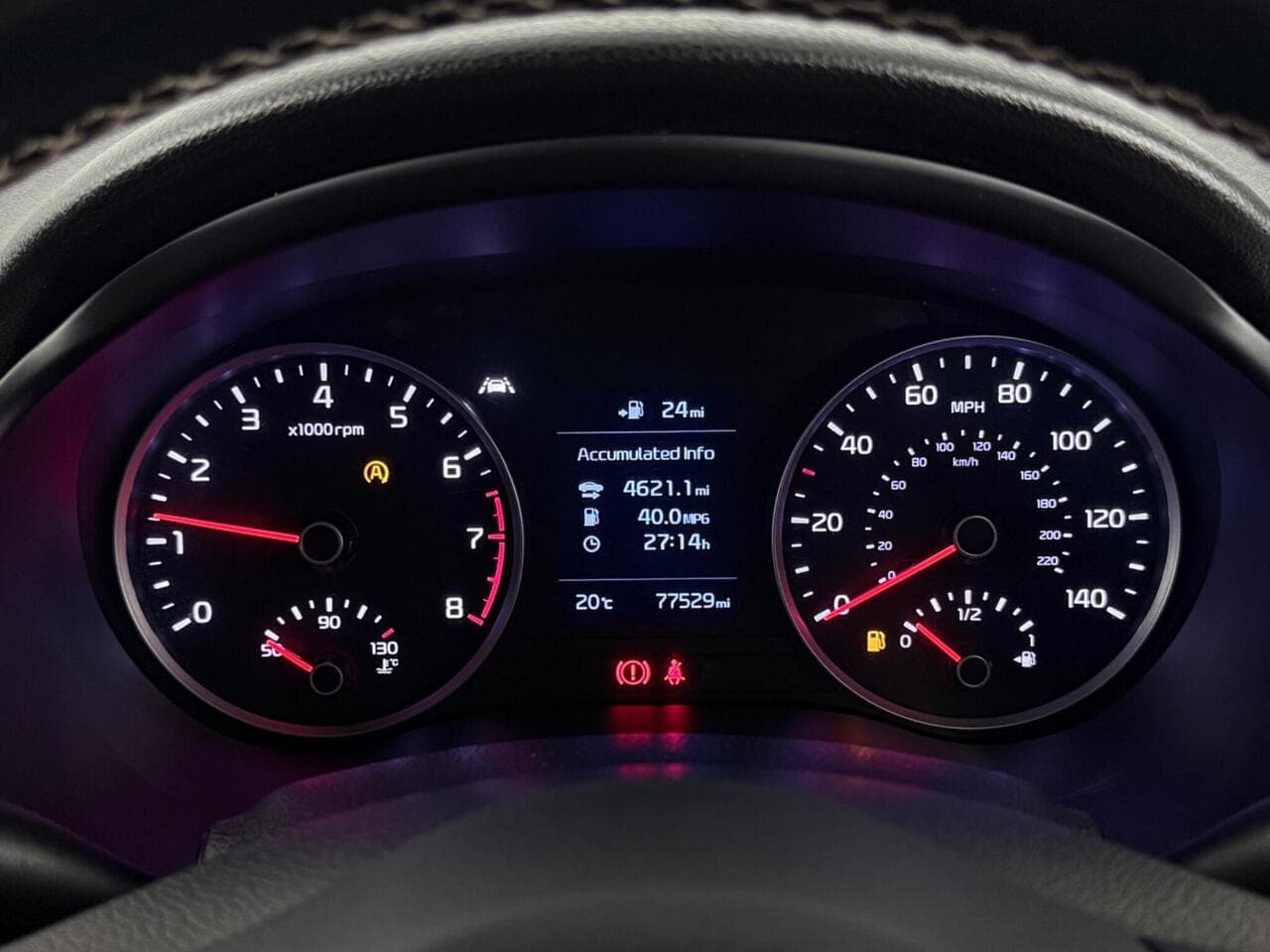 Kia Stonic thumbnail Driver Instruments