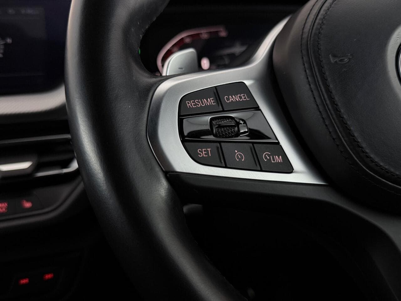 BMW 2 Series Gran Coupe thumbnail Misc Controls