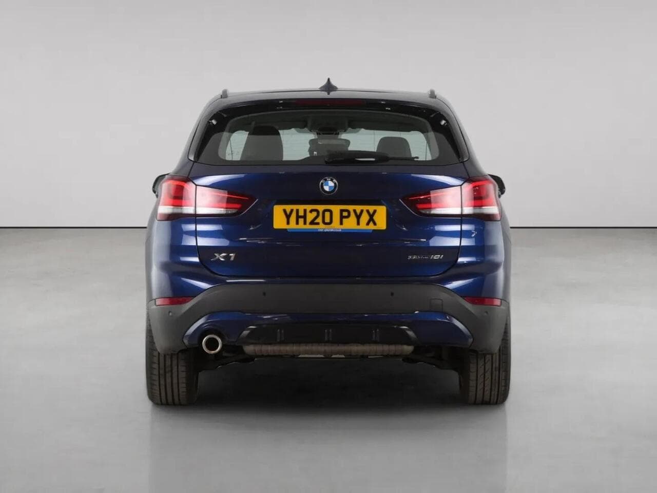 BMW X1 thumbnail Rear