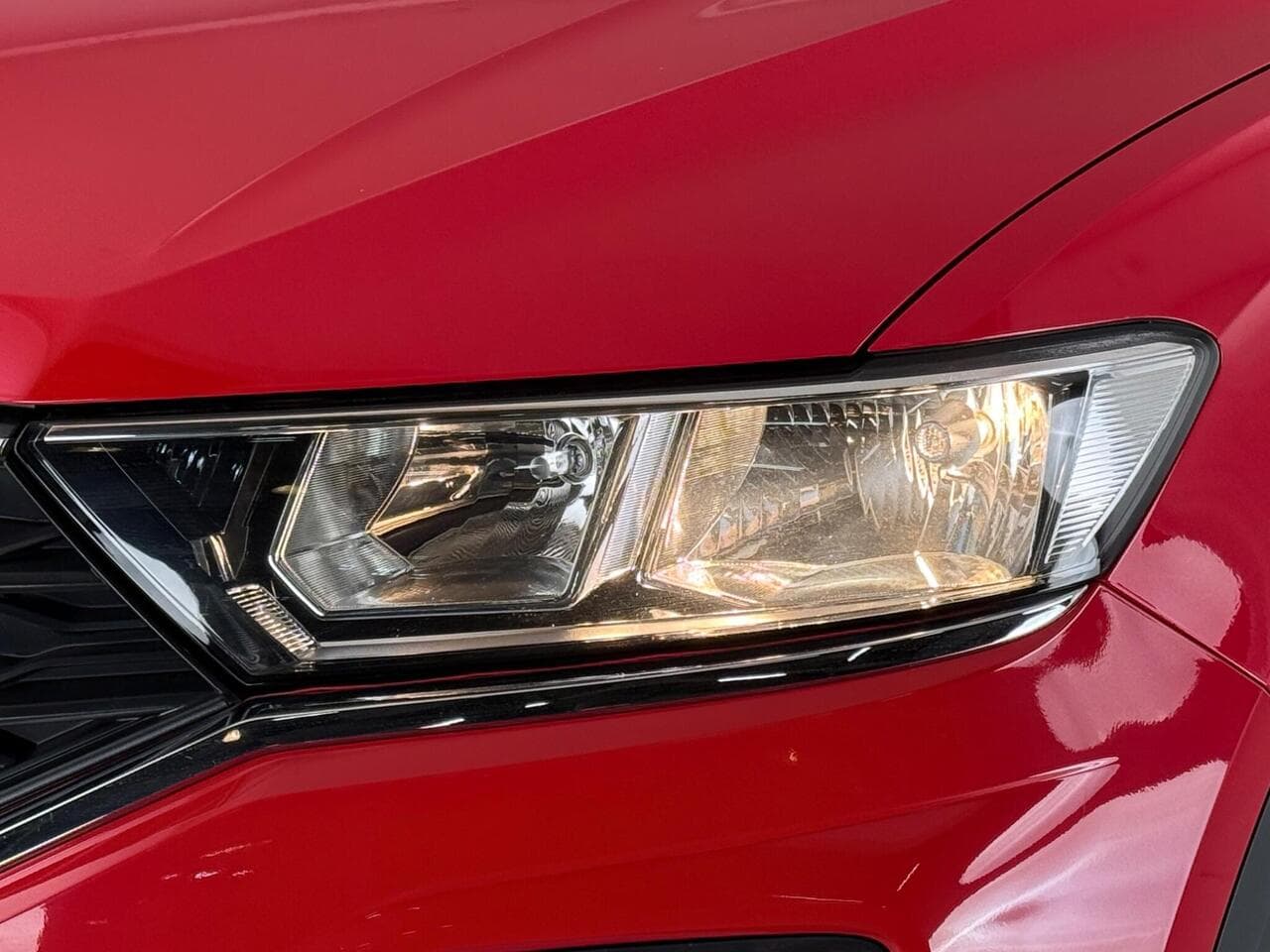 Volkswagen T-Roc thumbnail Lights Front