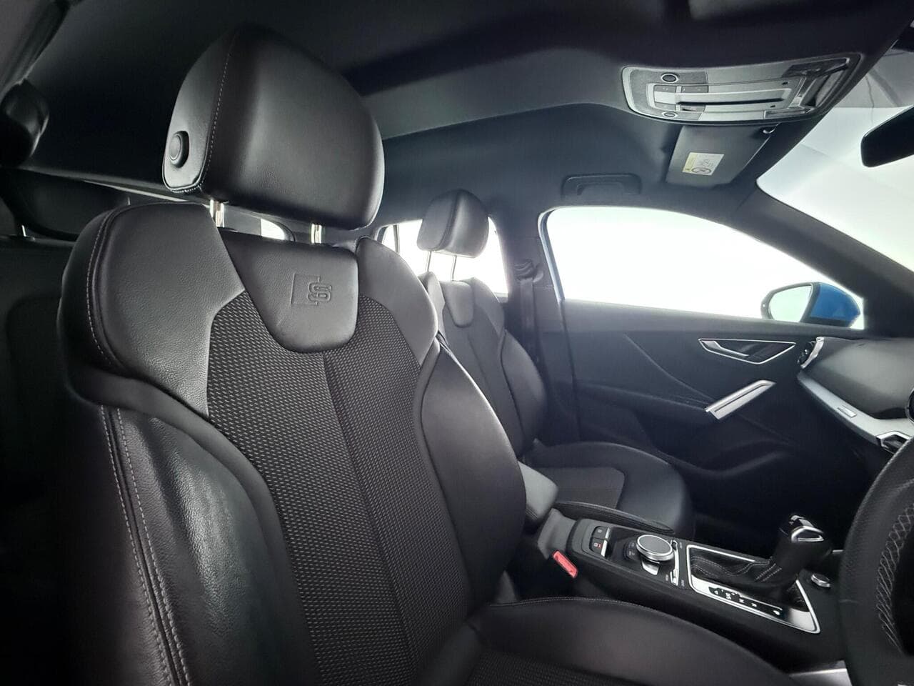 Audi Q2 thumbnail Seat Driver