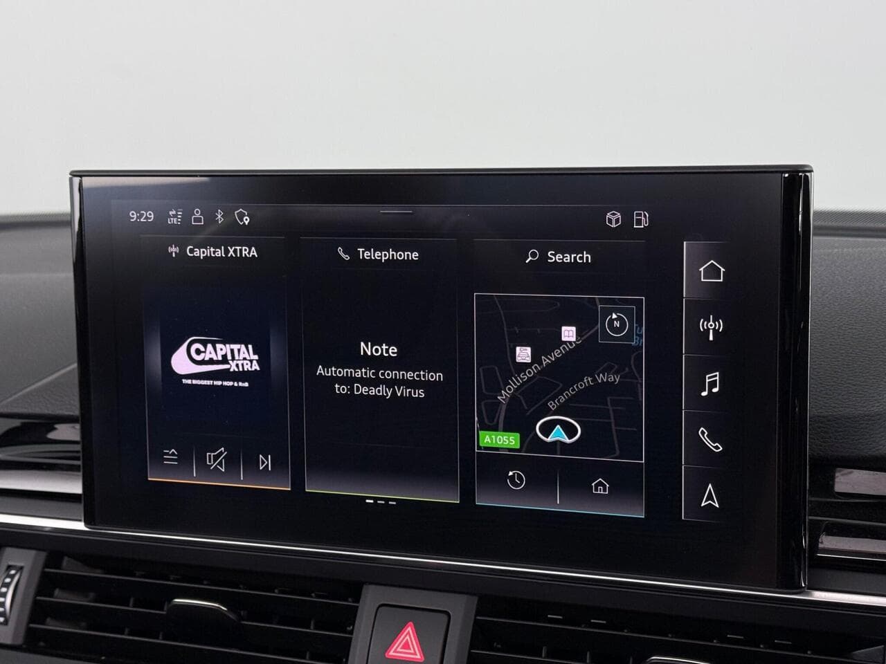Audi A5 Cabriolet thumbnail Infotainment System