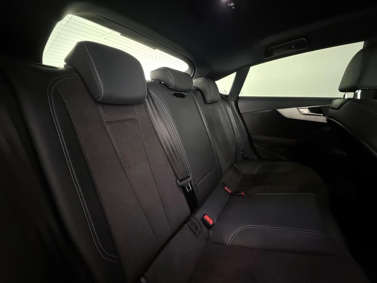 Audi A5 thumbnail Seats Rear