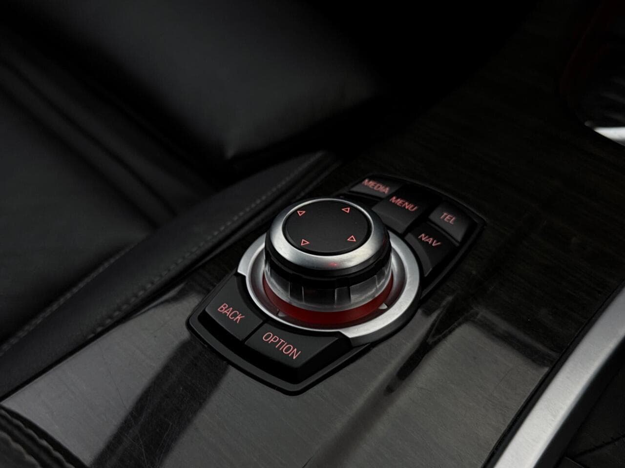 BMW X3 thumbnail Misc Controls