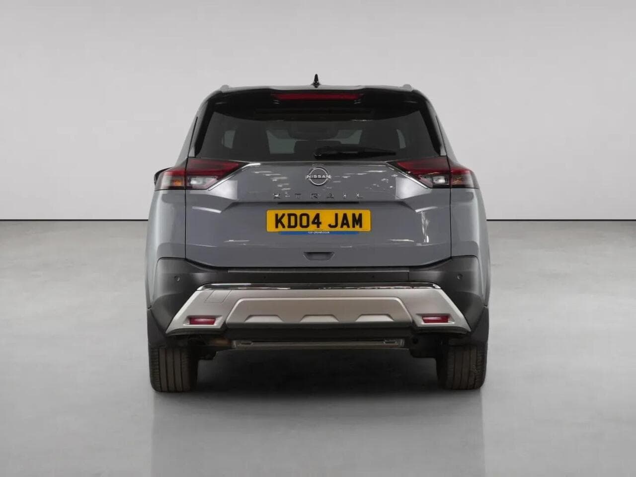 Nissan X-Trail thumbnail Rear