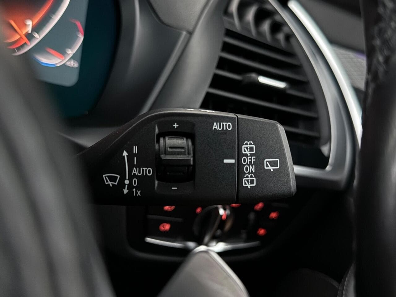 BMW X3 thumbnail Misc Controls
