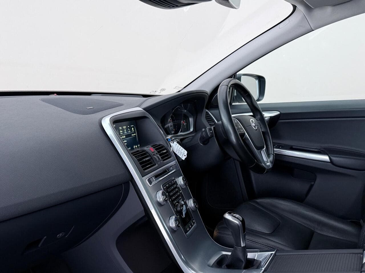 Volvo XC60 thumbnail Interior Front