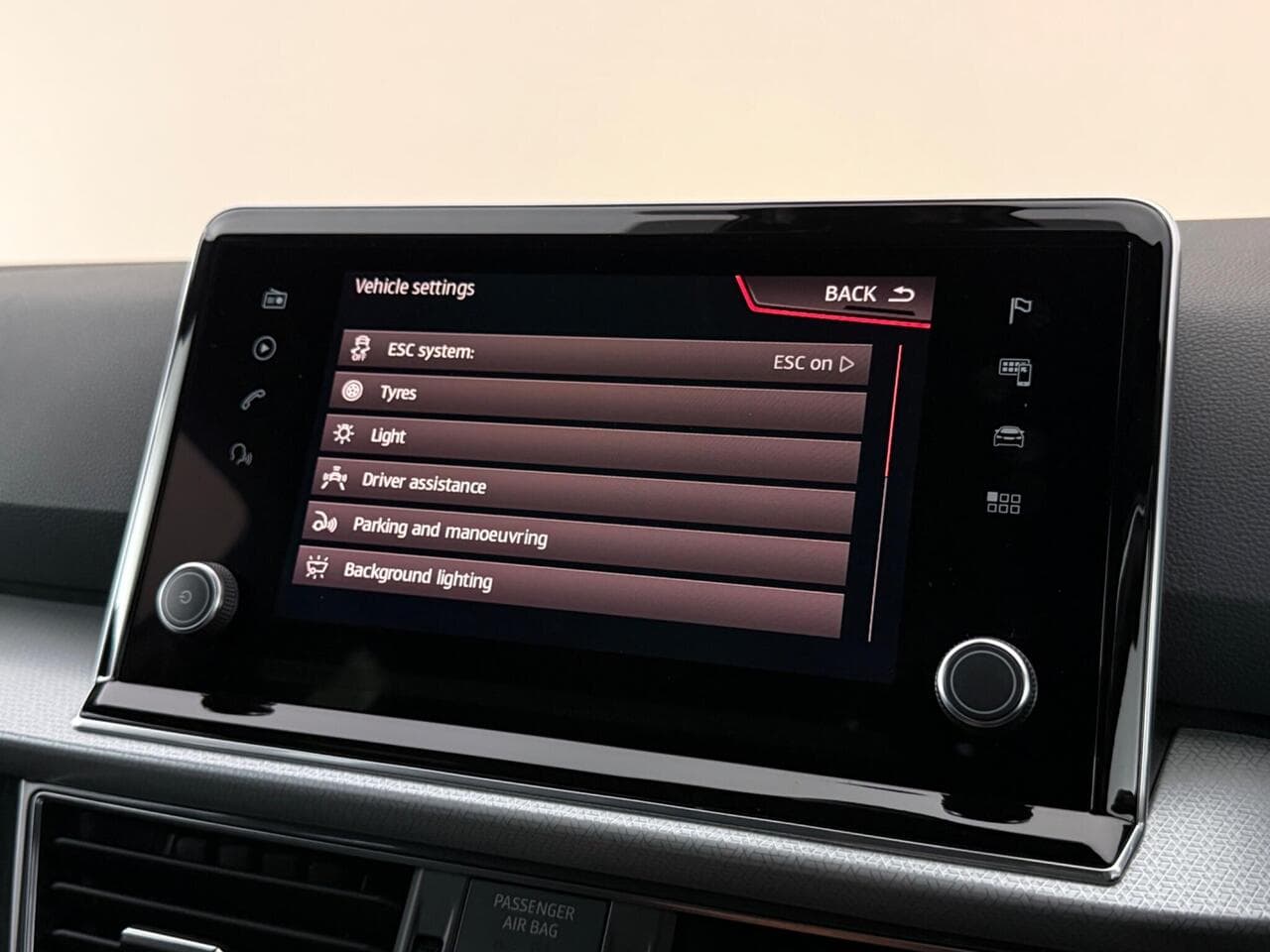 SEAT Tarraco thumbnail Infotainment System
