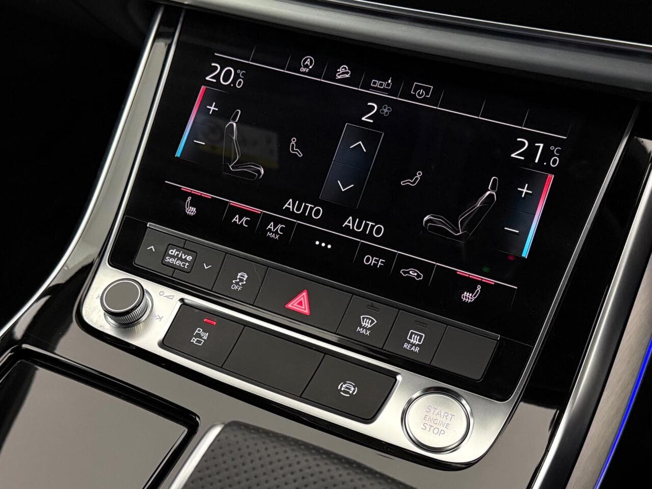 Audi Q7 thumbnail Infotainment System