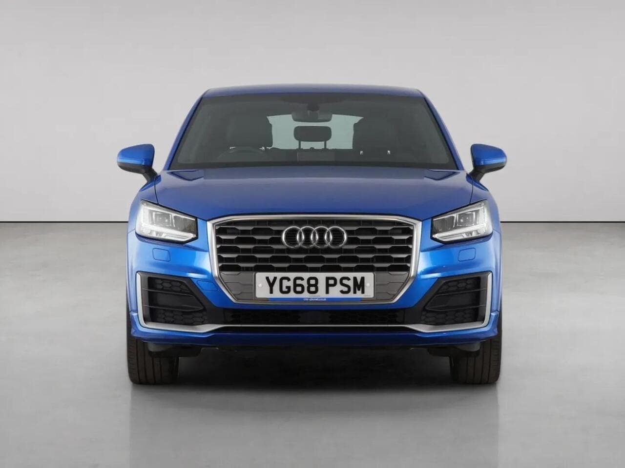 Audi Q2 thumbnail Front