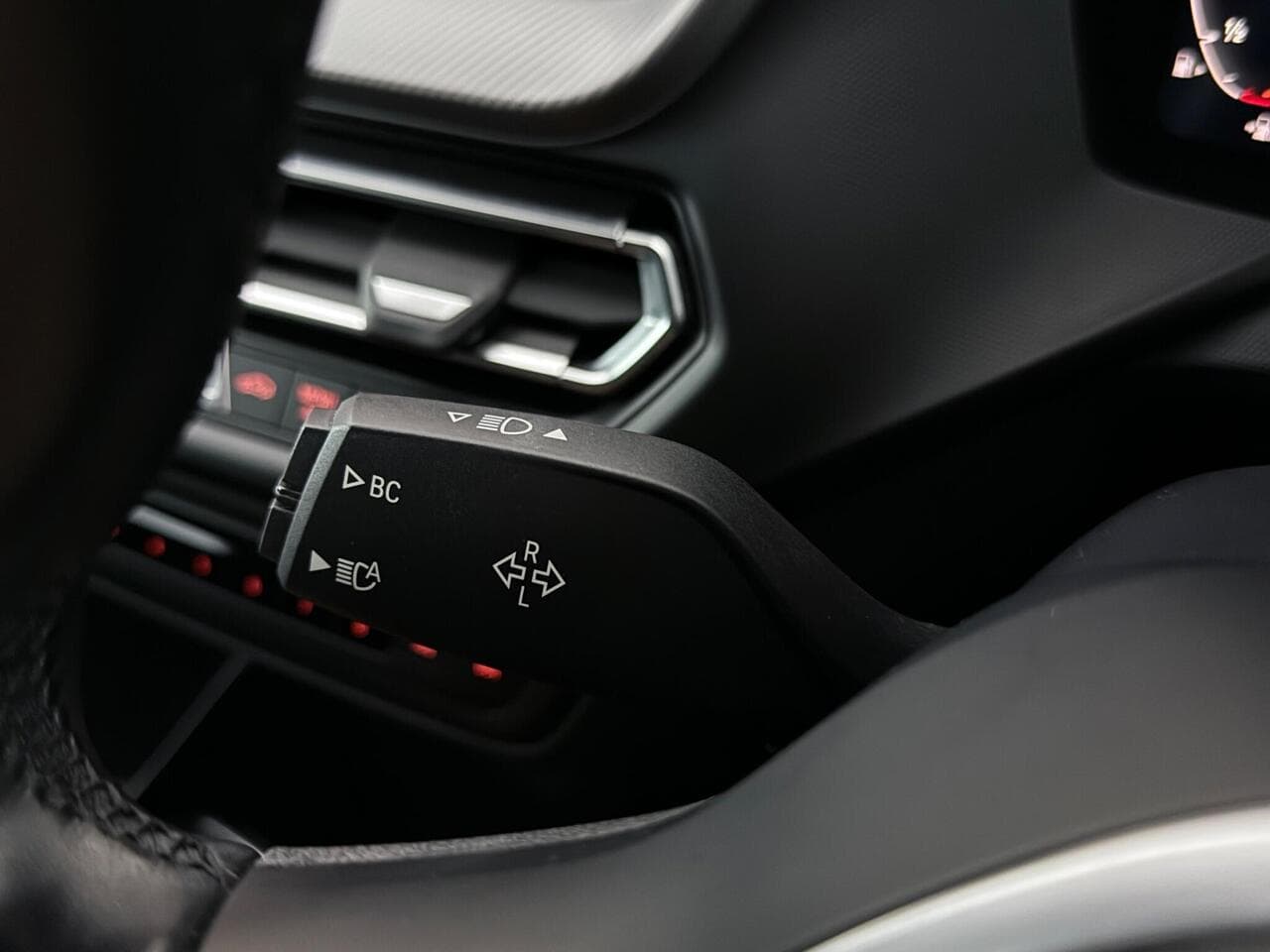BMW 2 Series Gran Coupe thumbnail Misc Controls