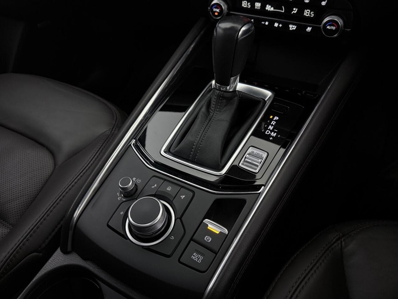 Mazda CX-5 thumbnail Interior Front