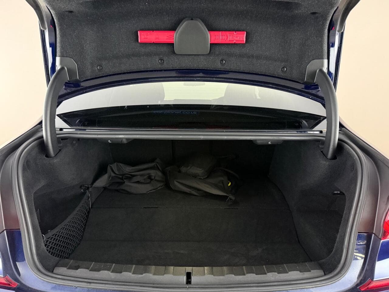 BMW 3 Series thumbnail Boot