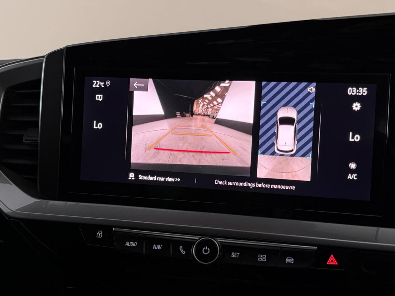 Vauxhall Mokka thumbnail Infotainment System